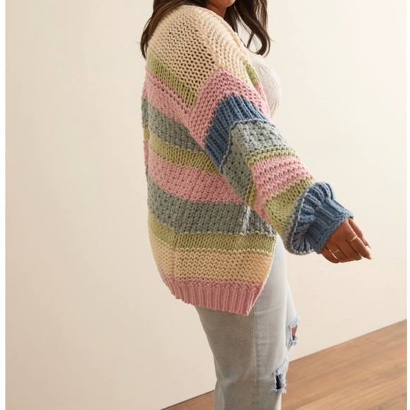 SOLD - Picture 4 of 8